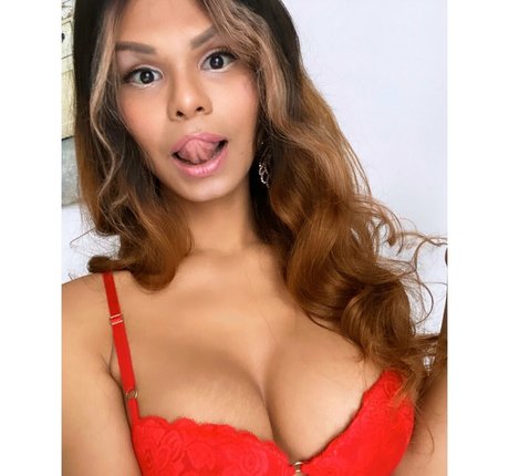 Bellapussy25
