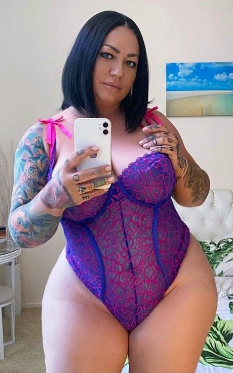 Nahá fotka uniklých OnlyFans od Elke The Stallion