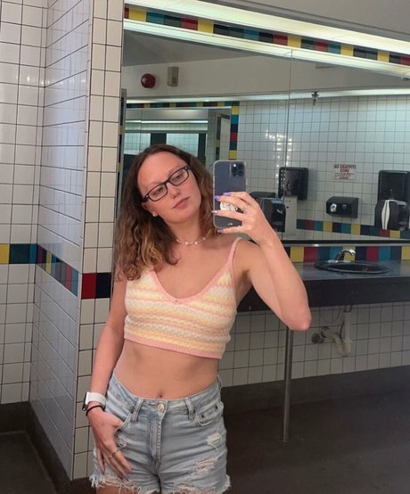 Nøgent lækket OnlyFans-billede af Musclemommy002