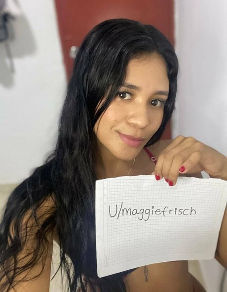 Maggie OnlyFans 유출 누드 사진