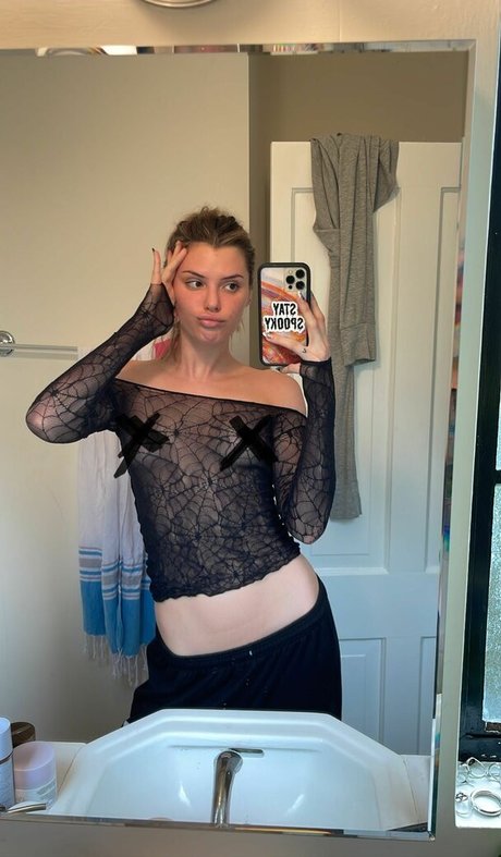 Nahá fotka uniklých OnlyFans od Alissa Violet
