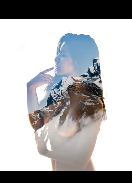 Luna Bloom