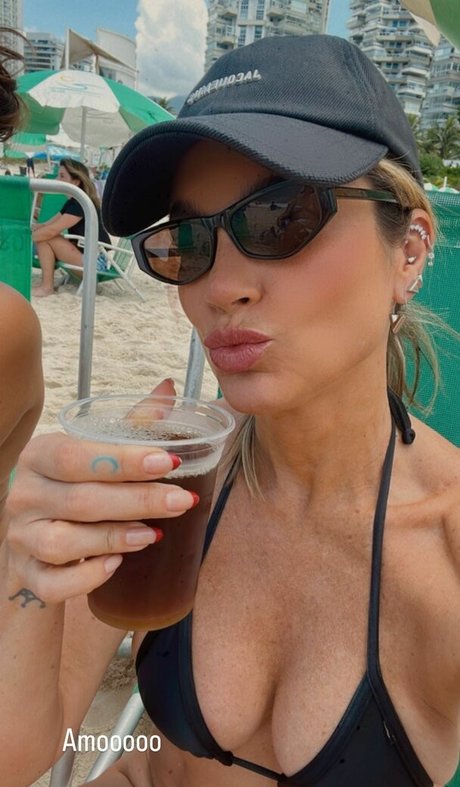 Nahá fotka uniklých OnlyFans od Flavia Alessandra