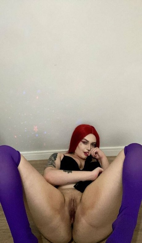 Naken lekkede OnlyFans-bilde av Netersg