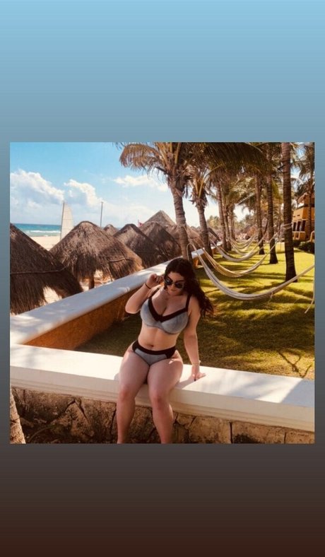 Nahá fotka uniklých OnlyFans od Laurajo