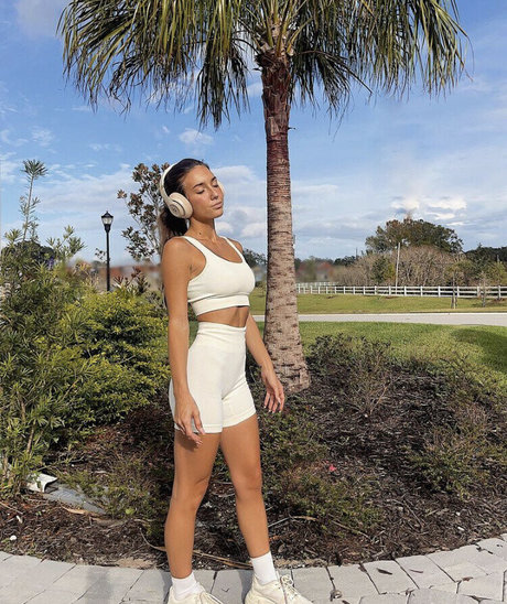 Taylor Alesia