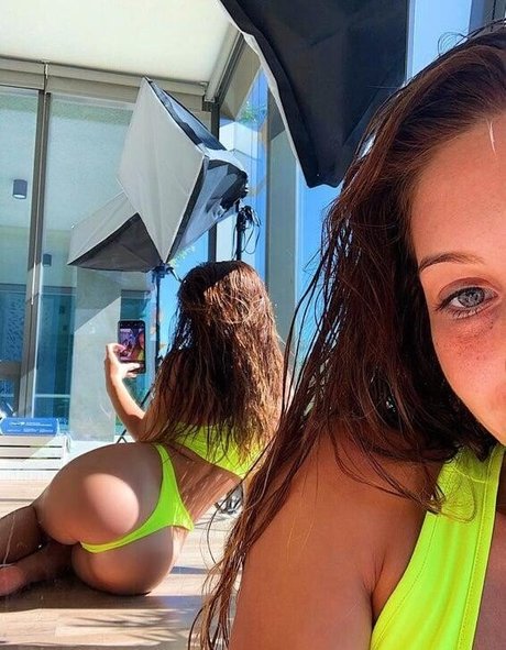 Taylor Alesia