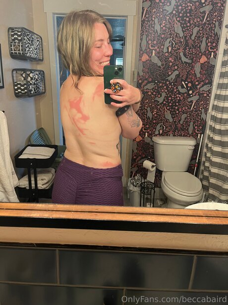 Nahá fotka uniklých OnlyFans od Beccabaird
