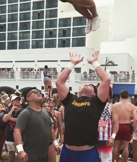 Sexy Cheerleaders