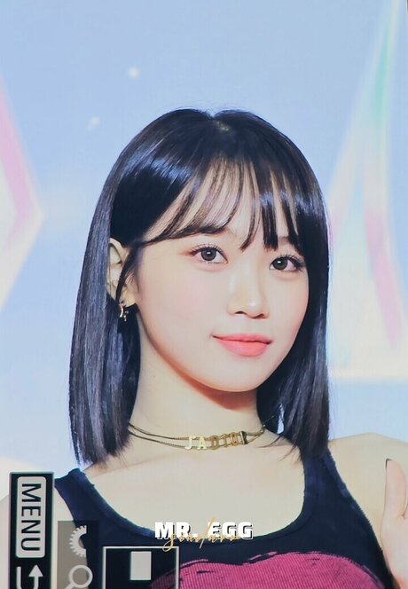 Kim Chaewon