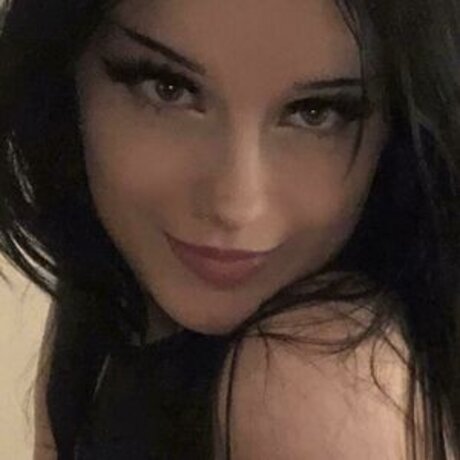 Обнаженная фотография утечки OnlyFans от Exhalejay
