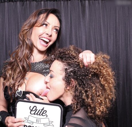 Photobox Flashes