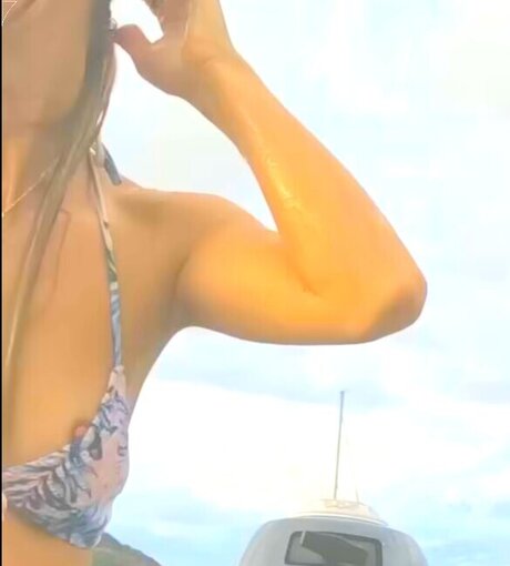 Nøgent lækket OnlyFans-billede af Lauren Landers