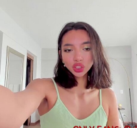 Naken läckt OnlyFans-bild av Sharonbaker