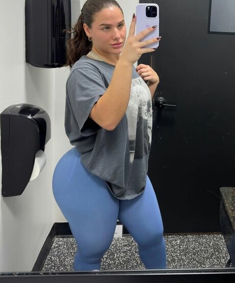 Foto di nudo di fuga di OnlyFans di Veronicafasulo