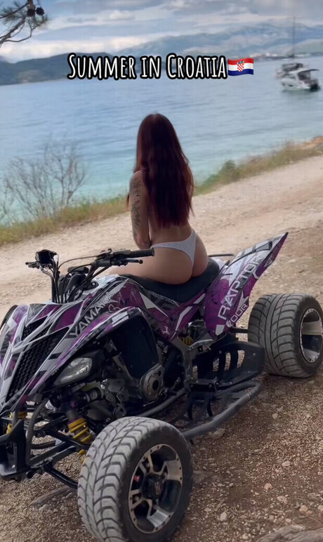 Ninabuettnerfit