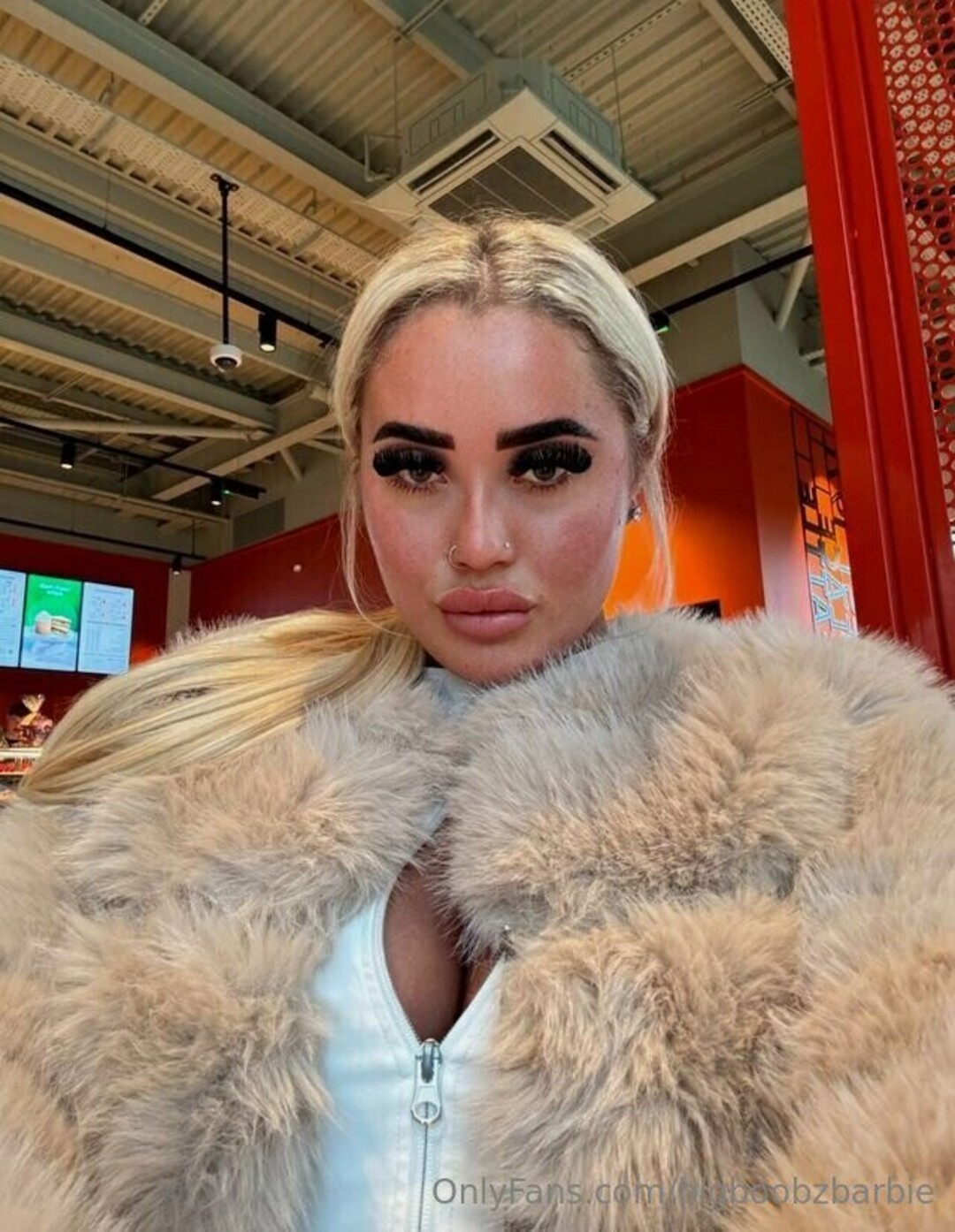 Nahá fotka uniklých OnlyFans od Bigboobzbarbie #29