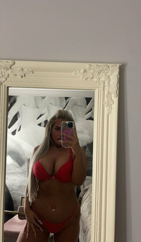 Bigboobzbarbie