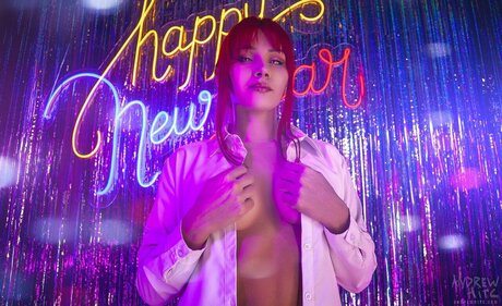 Nøgent lækket OnlyFans-billede af Red Saya