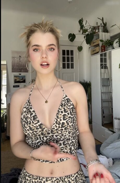 Nahá fotka uniklých OnlyFans od Theresavth