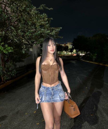 Yolllbae OnlyFansリークヌード写真