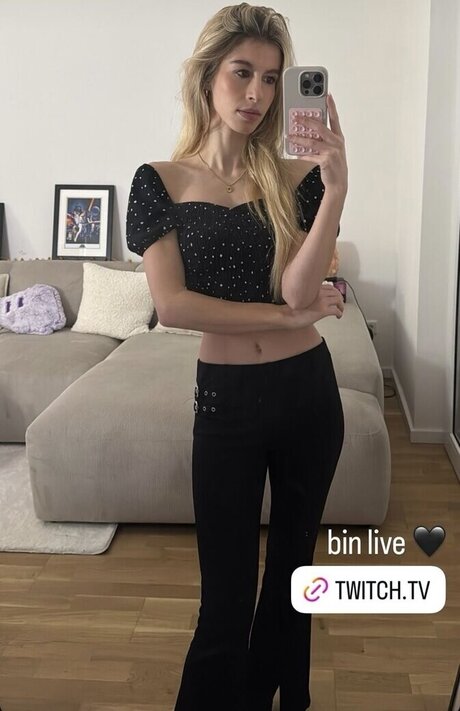 Foto nua vazada do OnlyFans de Quitelola