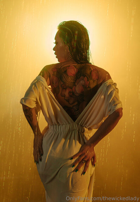 Thewickedlady
