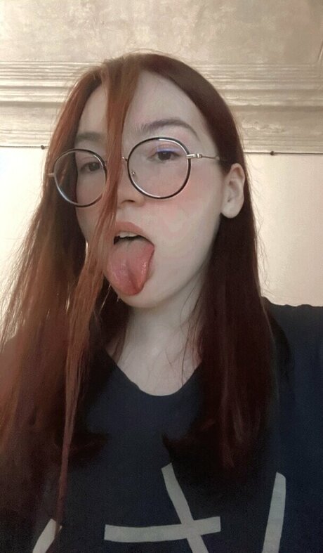 Foto di nudo di fuga di OnlyFans di Kuromiromi