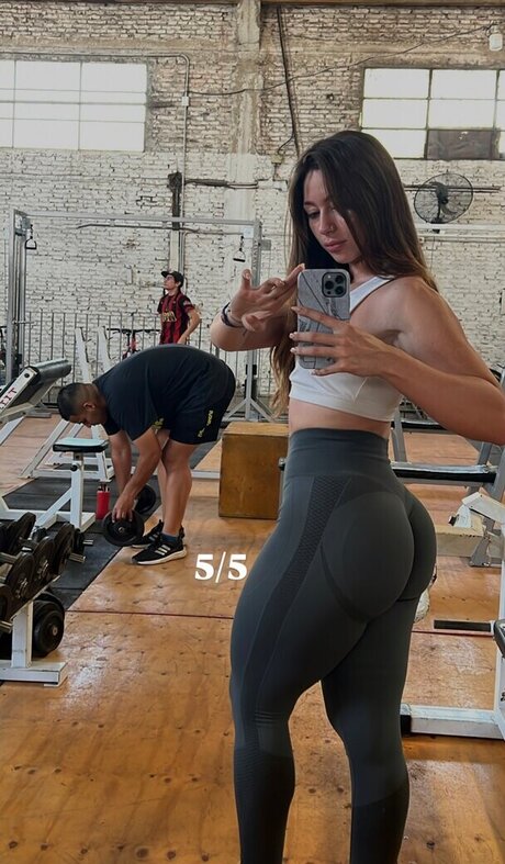 Nara Arce