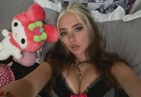 Naken läckt OnlyFans-bild av Pixispit