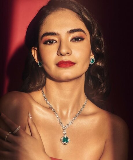 Anushka Sen