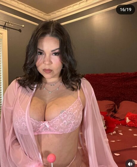 Naken läckt OnlyFans-bild av Amandatelek