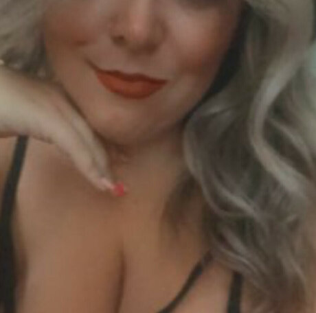 Dollydrunkeyes