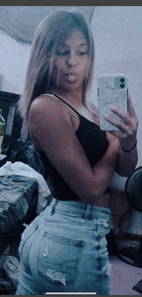 Kalia Hundley