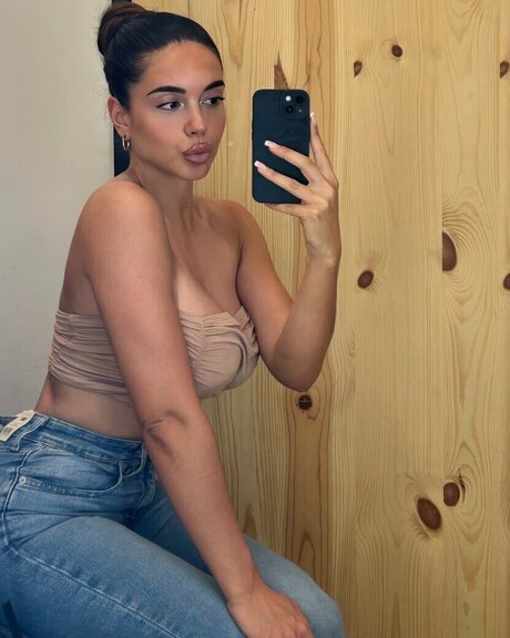 Lya Aylin
