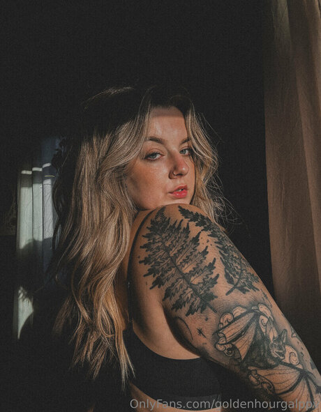 Goldenhourgal