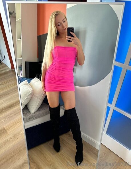 Vikaa54784