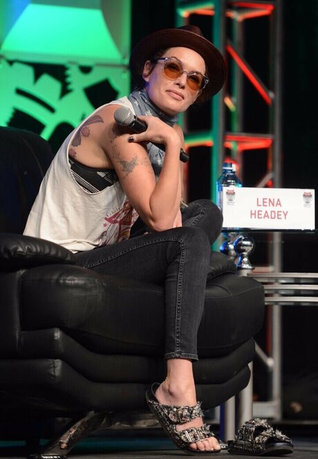 Naken läckt OnlyFans-bild av Lena Headey