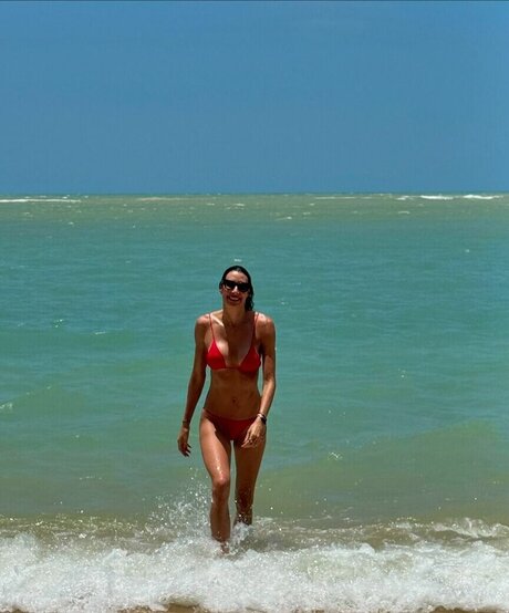 Sheilla Castro