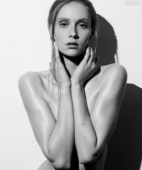 Foto desnuda filtrada de OnlyFans de Sandra Hunke