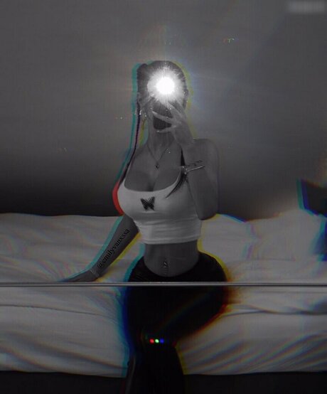 Emilyvanxssa OnlyFansリークヌード写真