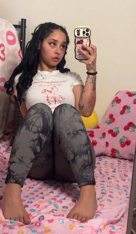 Naakte gelekte OnlyFans-foto van Riversalicia13