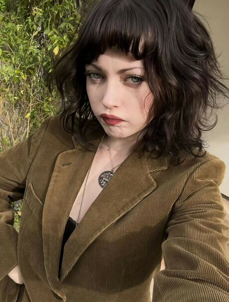 Обнаженная фотография утечки OnlyFans от Violet Grohl