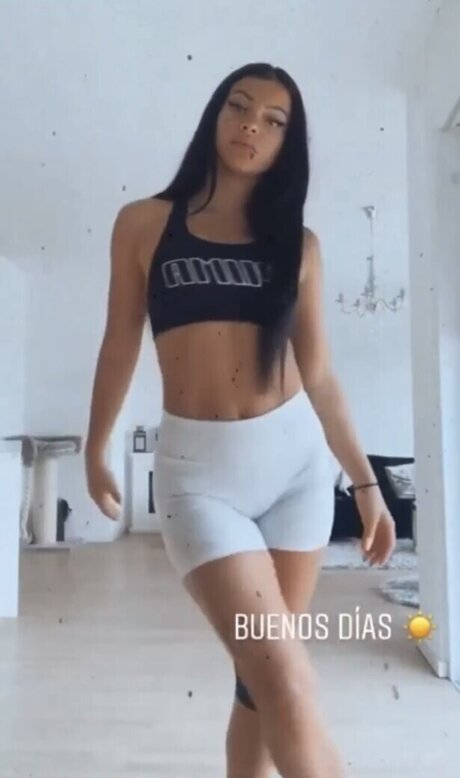Ivana Santacruz