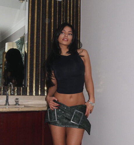 Ivana Santacruz