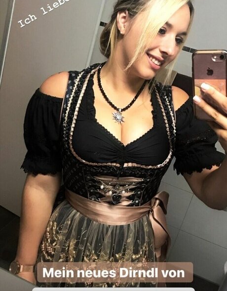 Alinas Landleben  nude leaked OnlyFans photo