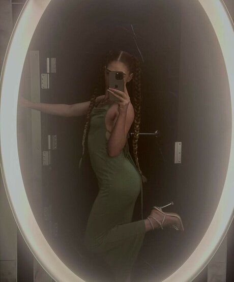 Lbaibeexoxo