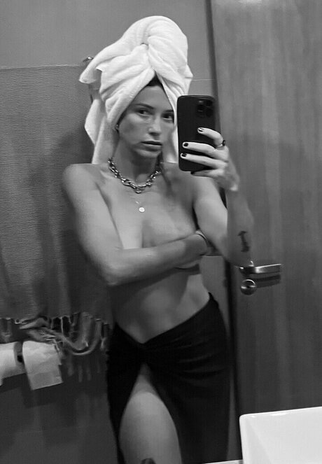 Naken lekkede OnlyFans-bilde av Juliana Didone