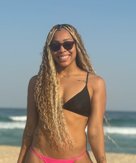 Nahá fotka uniklých OnlyFans od Lorrane Dos Santos