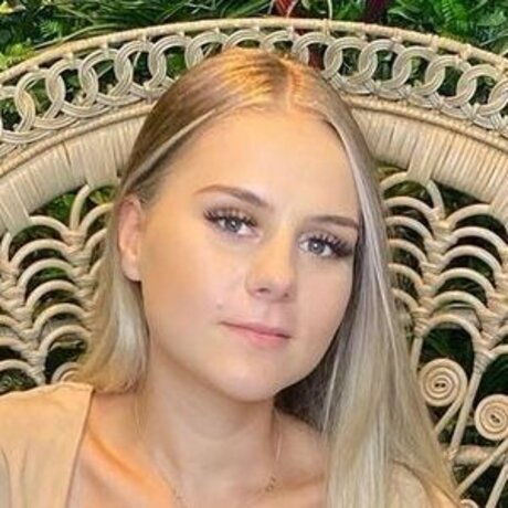 Naakte gelekte OnlyFans-foto van Wollnys